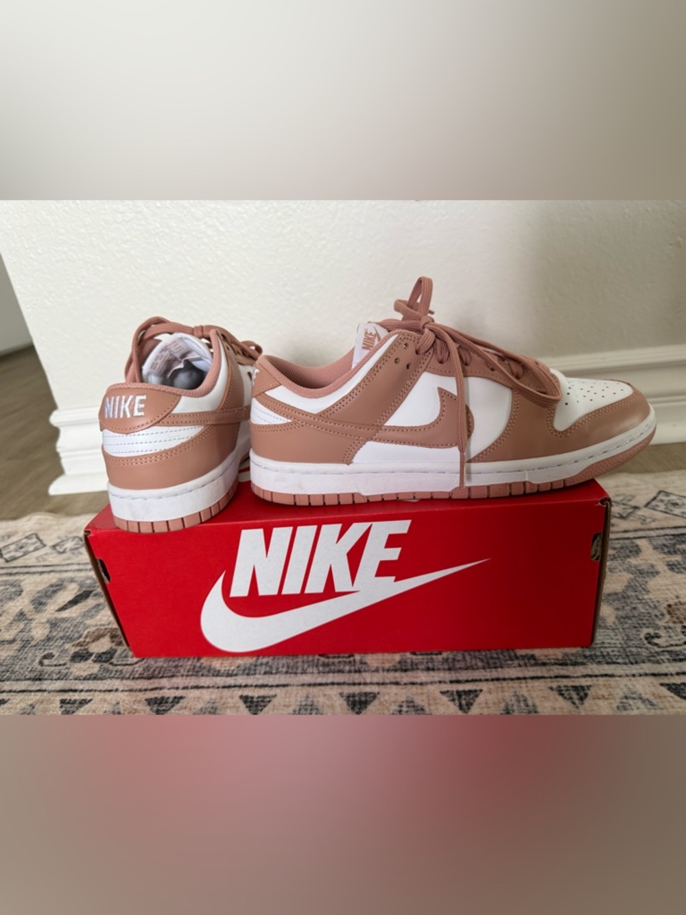 Nike Low-Top Sneakers in Rose Taupe & White